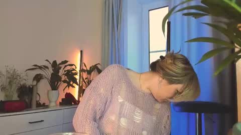 Sunshine online show from 04-17-26, 04:04