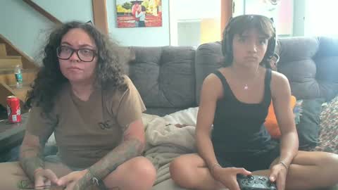 Snapshot of 666afrodite chatting on 02-12-25, 06:40 666afrodite online show from 02-12-25, 06:40