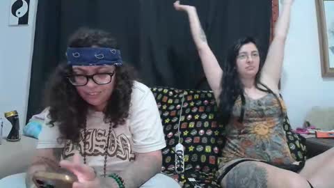 Snapshot of 666afrodite chatting on 09-11-25, 10:43 666afrodite online show from 09-11-25, 10:43