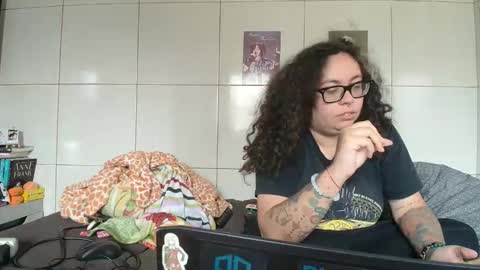 Snapshot of 666afrodite chatting on 09-25-25, 04:32 666afrodite online show from 09-25-25, 04:32