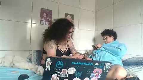 Snapshot of 666afrodite chatting on 10-18-25, 05:35 666afrodite online show from 10-18-25, 05:35