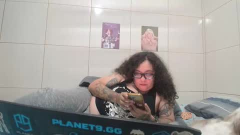 Snapshot of 666afrodite chatting on 10-21-25, 12:11 666afrodite online show from 10-21-25, 12:11