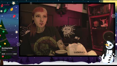 Juune online show from 12-22-24, 10:15