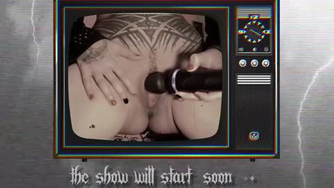 Juune online show from 01-21-25, 07:06