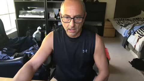 daddy vegas  for single women and couples here online show from 02-22-26, 10:08