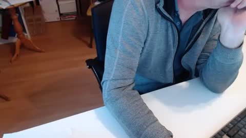 Snapshot of 69pifpaf chatting on 12-04-24, 12:36 69pifpaf online show from 12-04-24, 12:36