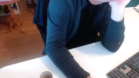 Snapshot of 69pifpaf chatting on 01-05-25, 09:15 69pifpaf online show from 01-05-25, 09:15