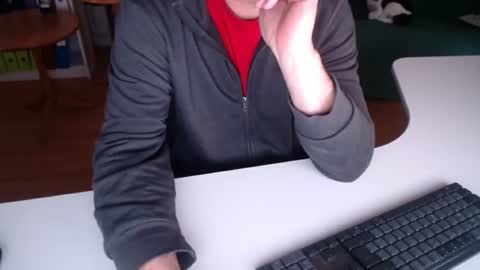 Snapshot of 69pifpaf chatting on 02-11-25, 10:48 69pifpaf online show from 02-11-25, 10:48