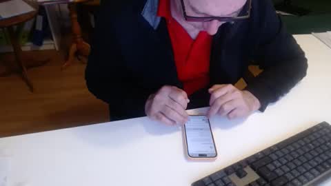 Snapshot of 69pifpaf chatting on 02-25-25, 10:15 69pifpaf online show from 02-25-25, 10:15