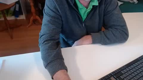 Snapshot of 69pifpaf chatting on 02-27-25, 12:34 69pifpaf online show from 02-27-25, 12:34