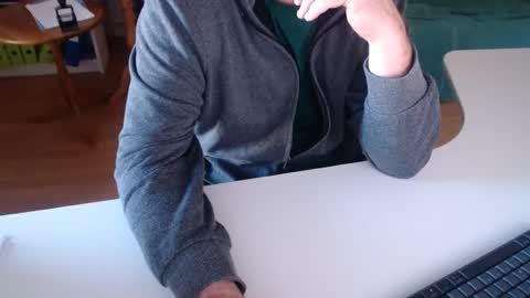 Snapshot of 69pifpaf chatting on 03-01-25, 03:38 69pifpaf online show from 03-01-25, 03:38