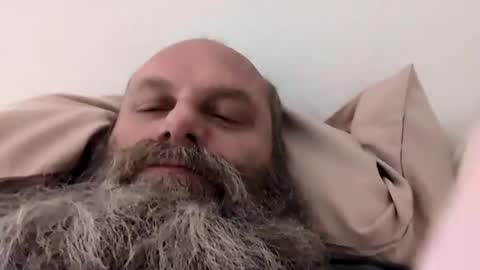 Snapshot of 69singledad79 chatting on 02-04-25, 04:08 69singledad79 online show from 02-04-25, 04:08