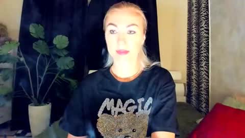 Snapshot of 6noangel66 chatting on 02-26-26, 02:43 SABOTAGE online show from 02-26-26, 02:43