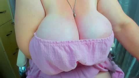 Brendi online show from 11-17-25, 02:56