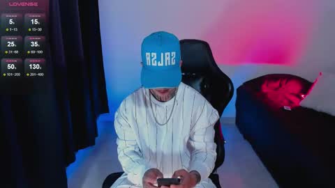 Snapshot of 777_stefantransmen chatting on 10-06-25, 02:09 Stefan online show from 10-06-25, 02:09