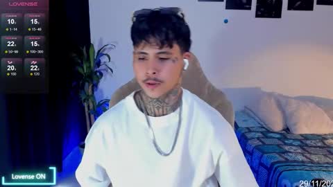 Stefan online show from 11-29-25, 09:18