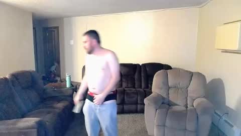 Snapshot of 7_inch_hole_punch chatting on 12-25-24, 02:46 7inch hole punch online show from 12-25-24, 02:46