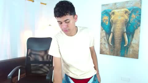 Alan online show from 12-04-25, 02:26