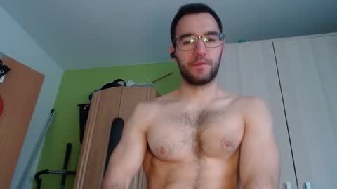 Snapshot of 8000zuerich chatting on 03-12-25, 10:48 Nicolas online show from 03-12-25, 10:48