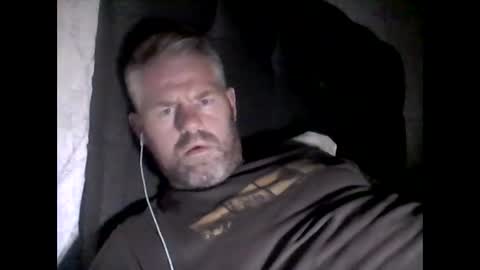 81jonnyx online show from 10-17-25, 09:28