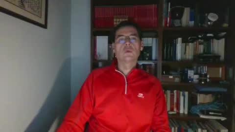 8age online show from 01-12-25, 09:40