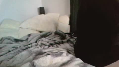 Snapshot of 8inchthrobbn chatting on 08-04-26, 06:54 8inchthrobbn online show from 08-04-26, 06:54