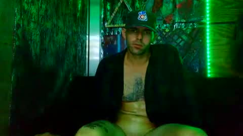 EvelDicknievel1 online show from 09-29-25, 07:35