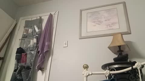 8intenn online show from 02-24-26, 03:04