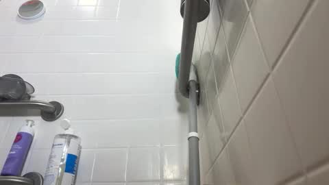 Snapshot of 8rown chatting on 02-16-26, 01:35 Selfsuckboi online show from 02-16-26, 01:35