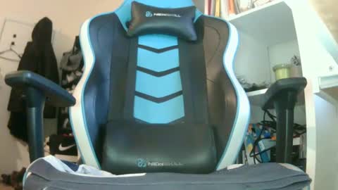 Arturo online show from 12-17-24, 08:32