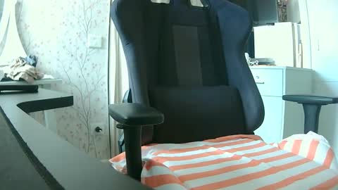 Arturo online show from 09-29-25, 03:50