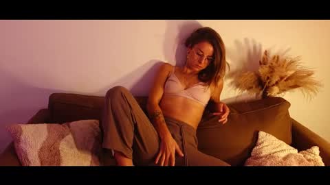 Snapshot of 9calliope chatting on 10-24-25, 02:57 9calliope online show from 10-24-25, 02:57