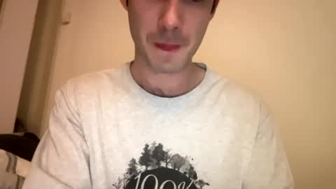 Snapshot of 9thislandd chatting on 01-08-25, 03:51 9thislandd online show from 01-08-25, 03:51