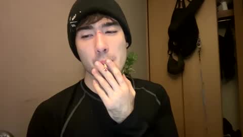 Snapshot of 9thislandd chatting on 02-03-25, 06:56 9thislandd online show from 02-03-25, 06:56