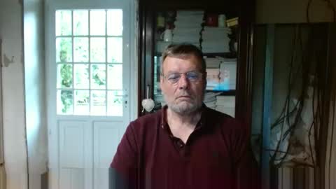 Snapshot of _123_voyeur_ chatting on 09-11-25, 08:47 _123_voyeur_ online show from 09-11-25, 08:47