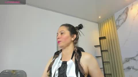 Snapshot of _17samantha chatting on 08-03-26, 03:27 SAMANTHA online show from 08-03-26, 03:27