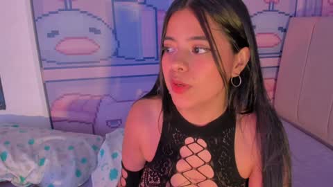 Snapshot of _18alice chatting on 12-15-24, 03:45 Alice online show from 12-15-24, 03:45