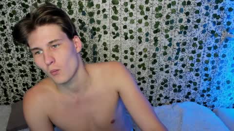 Snapshot of _52_ chatting on 01-31-25, 06:14 EMILY AND MARCUS online show from 01-31-25, 06:14