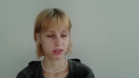 Abby online show from 09-12-25, 06:35