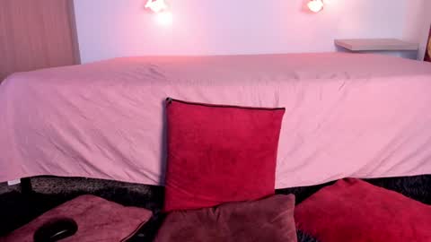 Abby online show from 02-05-25, 01:54