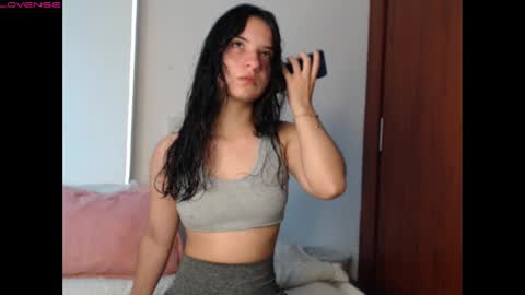 Snapshot of _abrill_20 chatting on 09-18-25, 05:59 _abrill_20 online show from 09-18-25, 05:59