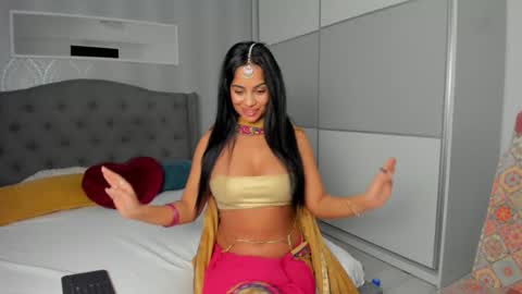 Adelle online show from 11-15-25, 12:56