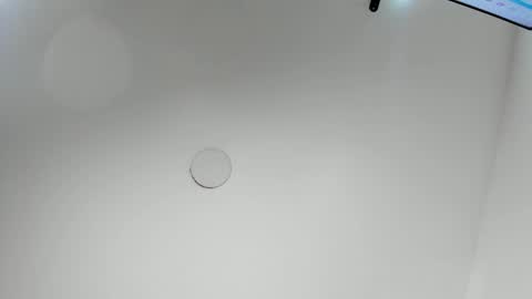 Snapshot of _agathaargent chatting on 01-04-25, 08:27 Agatha online show from 01-04-25, 08:27