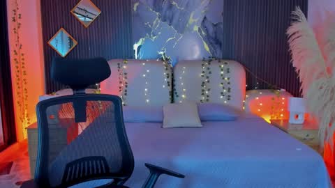 Agatha online show from 02-20-26, 11:43