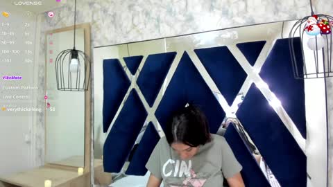 Snapshot of _alaia_collway_ chatting on 12-16-24, 05:22 Alaia online show from 12-16-24, 05:22