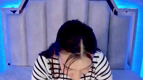 Snapshot of _alaia_collway_ chatting on 02-13-25, 02:31 Alaia online show from 02-13-25, 02:31