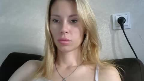 Snapshot of _alex1819 chatting on 10-09-25, 07:17 _alex1819 online show from 10-09-25, 07:17