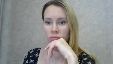 _alex1819 online show from 02-18-26, 07:15