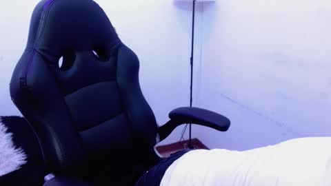 Snapshot of _alexandrajones chatting on 11-15-25, 02:53 Alexandra online show from 11-15-25, 02:53