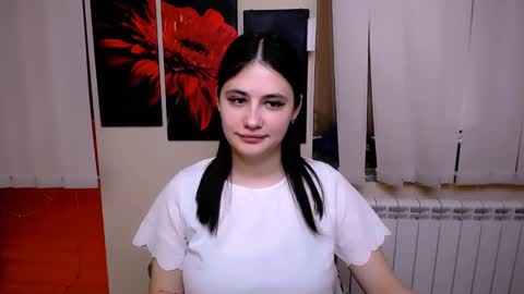 Snapshot of _alicecandy_ chatting on 02-28-25, 10:30 Alice online show from 02-28-25, 10:30